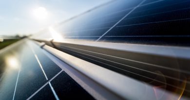 Boostez votre production d'énergie avec des panneaux solaires bifaciaux !