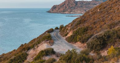 Road trip en Corse à moto : ce qu'il faut savoir avant de partir